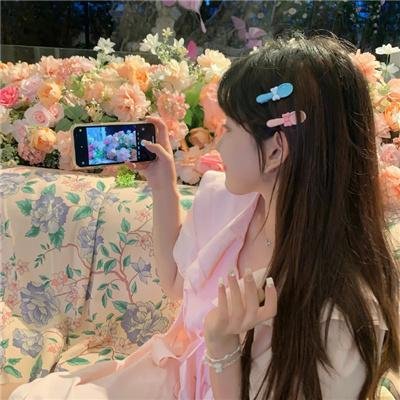 小妮扛枪